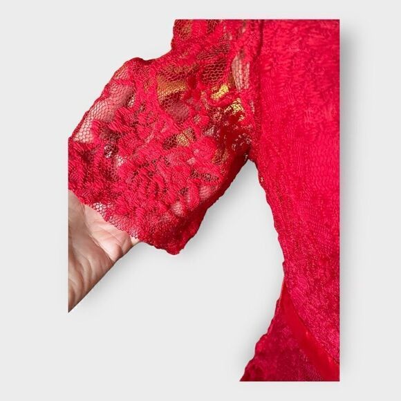 Planet Motherhood Short Sleeve Red Lace Maternity Dress with Satin Tie Size Smal - Picture 3 of 7